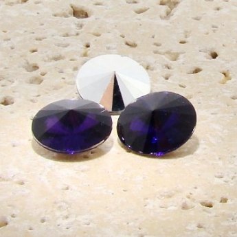 Amethyst - 18mm. Round Rivoli Rhinestone Jewels - Lots of 144 Amethyst - 18mm. Round Rivoli Rhinestone Jewels - Lots of 144