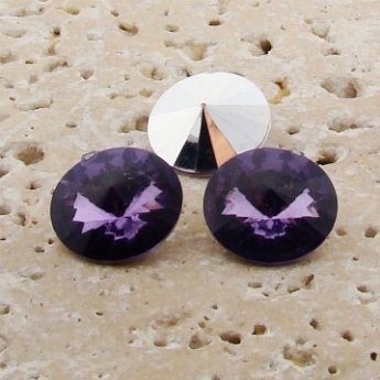 Light Amethyst - 18mm. Round Rivoli Rhinestones - Lots of 144 Light Amethyst - 18mm. Round Rivoli Rhinestones - Lots of 144