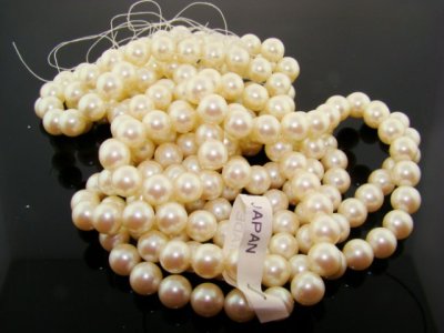 CULTURA 10MM ROUND SMOOTH JAPANESE PEARLS - Lot of 78 CULTURA 10MM ROUND SMOOTH JAPANESE PEARLS - Lot of 78