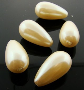 CULTURA 22X12MM TEAR DROP SMOOTH JAPANESE PEARLS - Lot of 12 CULTURA 22X12MM TEAR DROP SMOOTH JAPANESE PEARLS - Lot of 12
