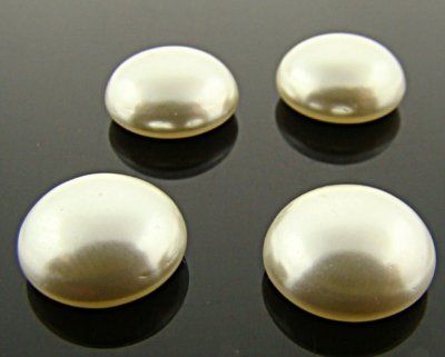 10MM WHITE PEARL ROUND CABOCHONS - Lot of 144 10MM WHITE PEARL ROUND CABOCHONS - Lot of 144